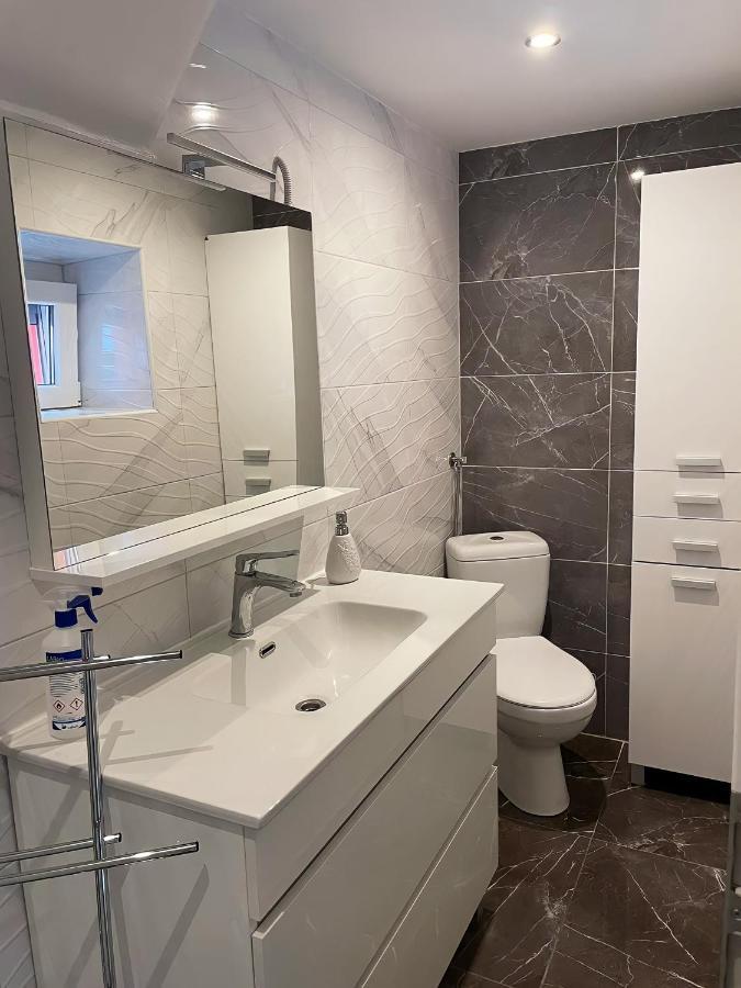 Apartment Lucija Jablanac Eksteriør bilde