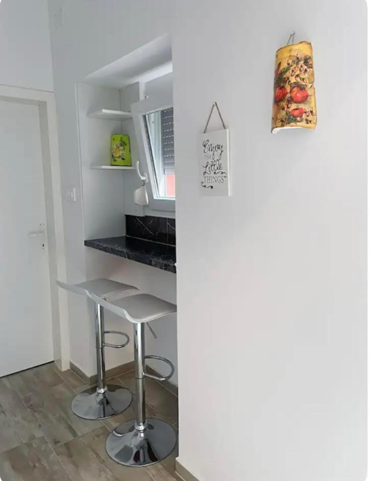 Apartment Lucija Jablanac Eksteriør bilde
